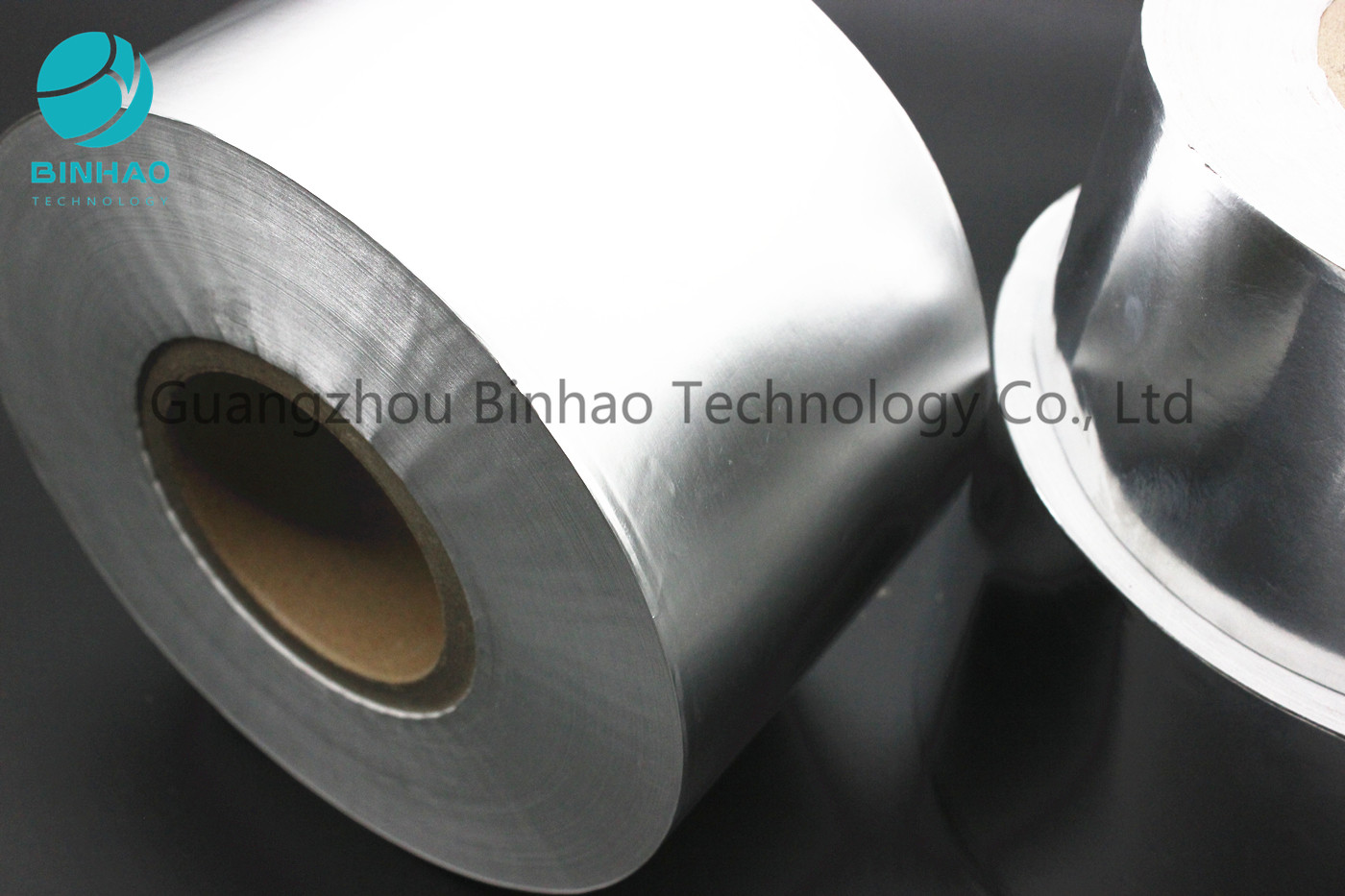 Papier metalizowany Papier aluminiowy Papier do pakowania w papier Rolka o wysokiej wytrzymałości na rozciąganie